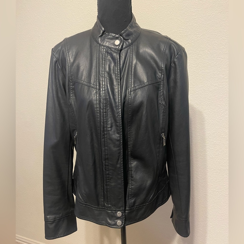 Bernardo Vegan Leather Black Jacket, size L